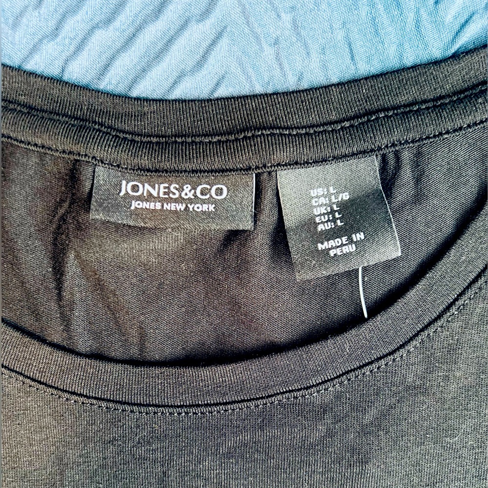 Woman’s Basic | Black | Long Sleeve Shirt | Jones New York - Picture 2 of 4